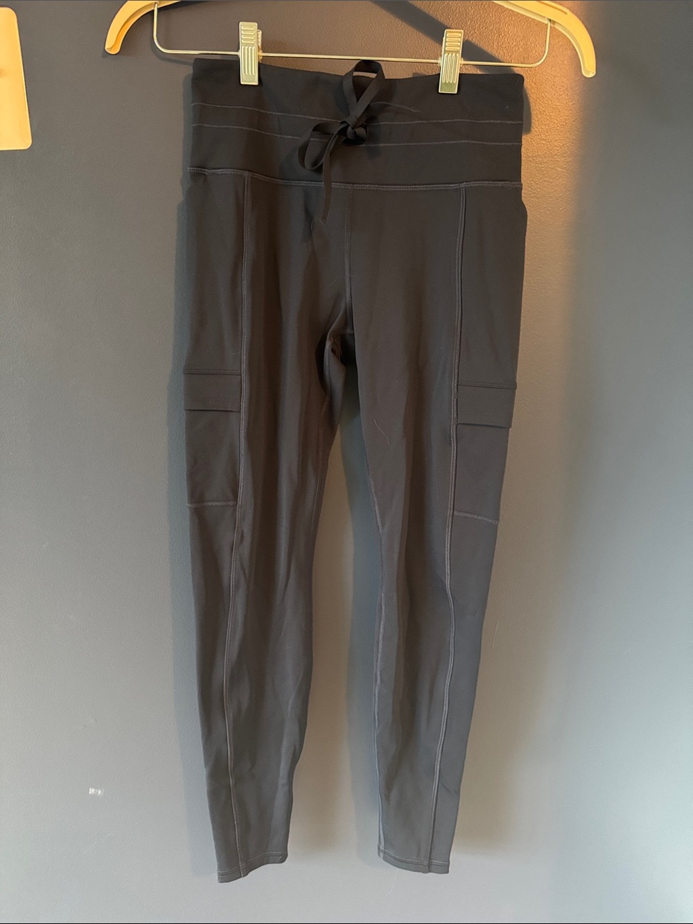 Athleta Black Drawstring Cargo Joggers